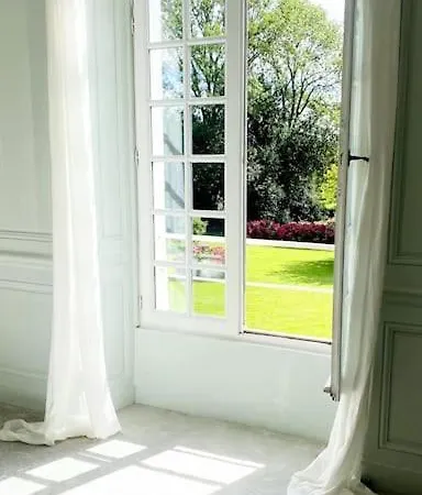 Hotel Relais De Chasse Du Chateau- A 10 Minutes De La Des Petites Dalles- 30 D'etretat Et De Veules Les Roses