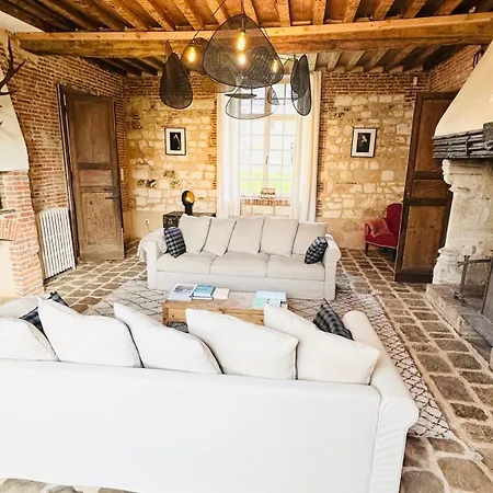 Relais De Chasse Du Chateau- A 10 Minutes De La Des Petites Dalles- 30 D'etretat Et De Veules Les Roses 4*